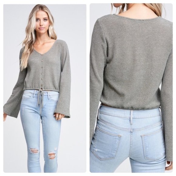 Tops - Womens olive green button down crop top size L